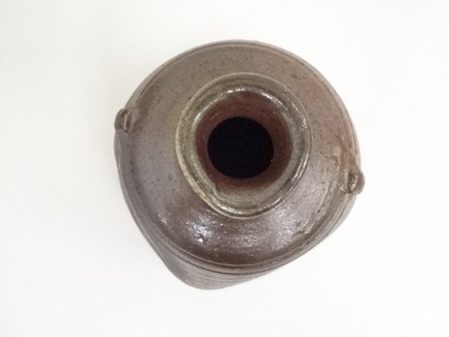 道具 ] - 道具 備前焼 柴岡香山造 花入（共箱） | ネット